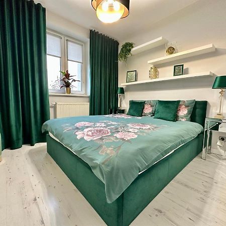 Luxapart Kalisz New Esterno foto